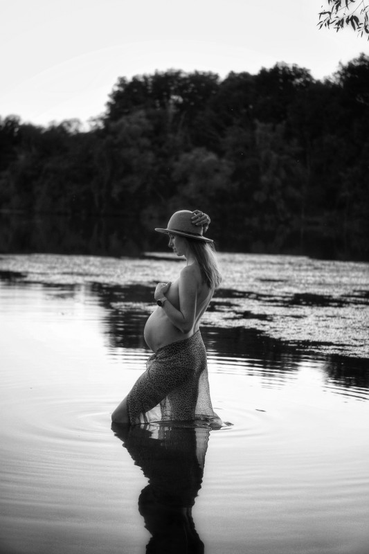 Maternity - &copy; Helio Hafen | Nude