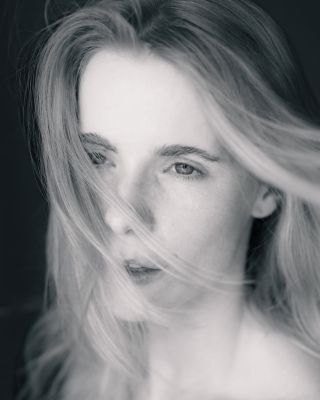 Wiebke / Portrait  photography by Photographer Uwe Trenkner ★2 | STRKNG