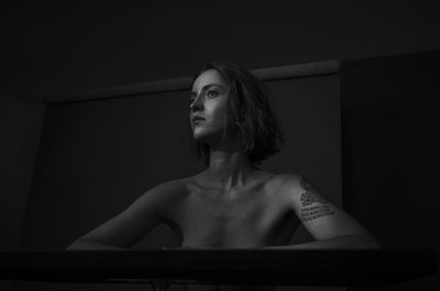 yrb / Portrait  photography by Photographer Dominique Huter ★2 | STRKNG