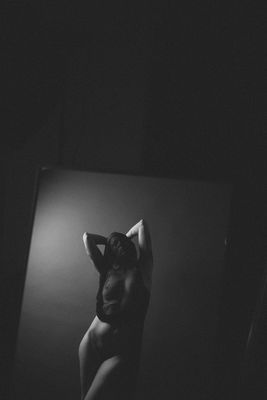 Deep within / Nude  Fotografie von Model Rahel van der Meer ★12 | STRKNG