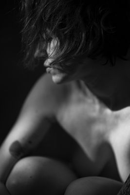 Strong and Vulnerable / Nude  photography by Model Rahel van der Meer ★3 | STRKNG