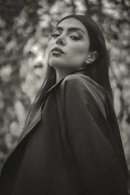 niluofar / Portrait  photography by Photographer sepide fakhar ★1 | STRKNG