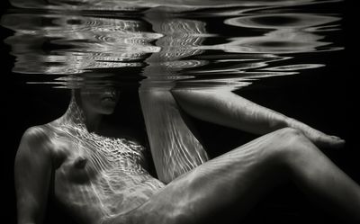 At Tide&#039;s End / Nude  Fotografie von Fotograf Dan Katz ★4 | STRKNG