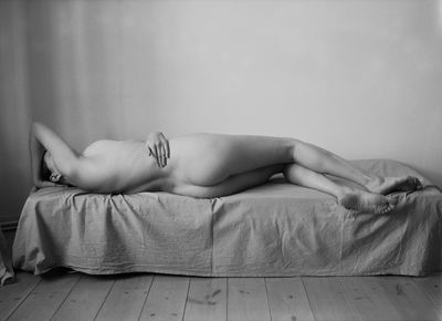 Afternoon nap / Nude  Fotografie von Fotograf Oculus Foto ★3 | STRKNG