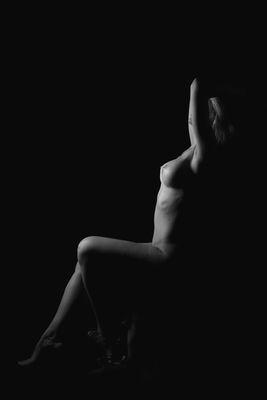 In the dark / Nude  photography by Photographer Simone Conti ★1 | STRKNG