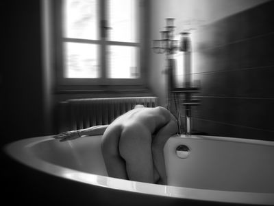 Resa / Black and White  photography by Photographer sara cattaneo | STRKNG