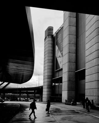 City structures City structures / Black and White photography by Photographer Ken Hanabi | STRKNG