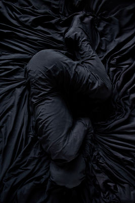 Trapped until your fears end / 2022-10-16 Trapped until your fears end / Konzeptionell Fotografie von Fotografin Giulia Filippi ★2 | STRKNG
