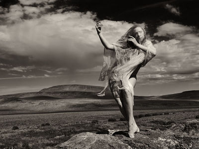 Entangled, Oregon / 2023-06-24 Entangled, Oregon / Fine Art Fotografie von Fotograf James Johnson | STRKNG
