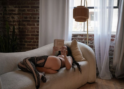 Fine Art  photography by Model Aryiel | STRKNG
