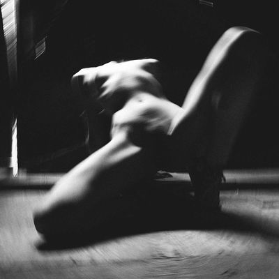 Baroque diagonal / Nude  Fotografie von Fotograf Ivan Djikaev ★1 | STRKNG