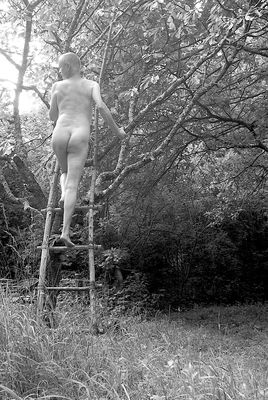 Wetterfrosch war gestern... / Dokumentation  Fotografie von Model Barfusstänzer | STRKNG