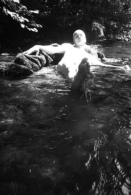 Es muss nicht immer eine Hängematte sein... / Dokumentation  Fotografie von Model Barfusstänzer | STRKNG