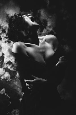 ... how can I keep growing ... / Menschen  Fotografie von Fotograf INPICTVS | STRKNG