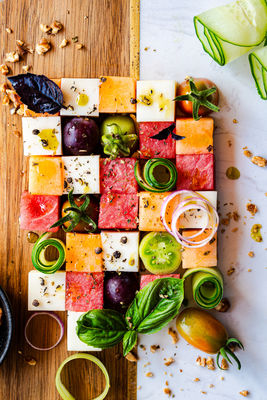 Summer Mosaik Salat / 2024-08-10 Summer Mosaik Salat / Food Fotografie von Fotografin E.magine | STRKNG